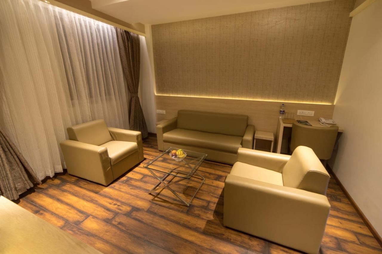 Zip By Spree Hotels Samudra Belgaum Luaran gambar