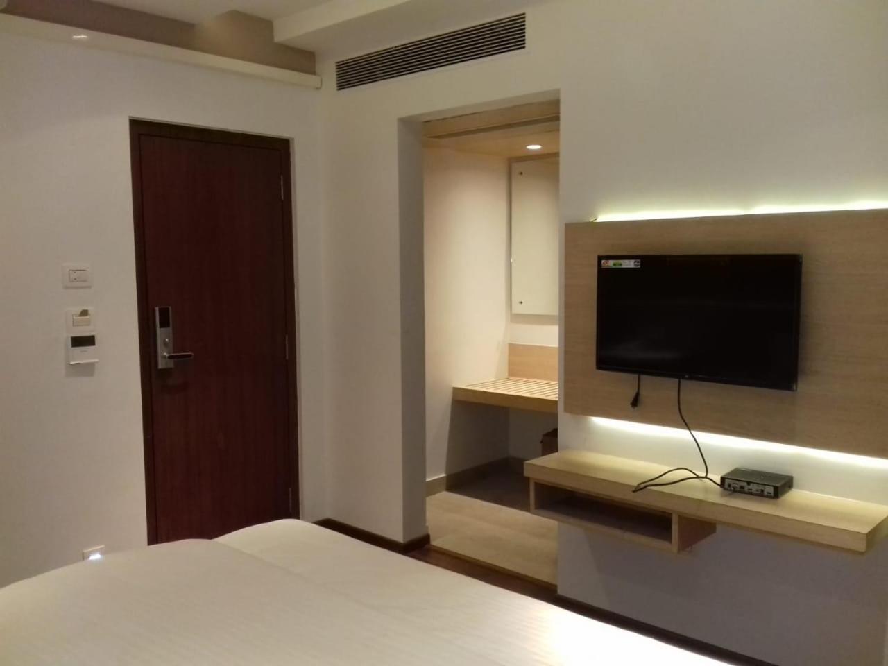 Zip By Spree Hotels Samudra Belgaum Luaran gambar